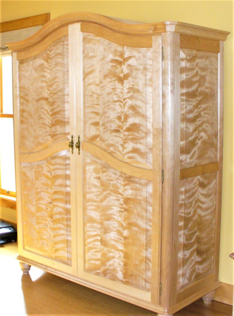 Armoire, flame birch